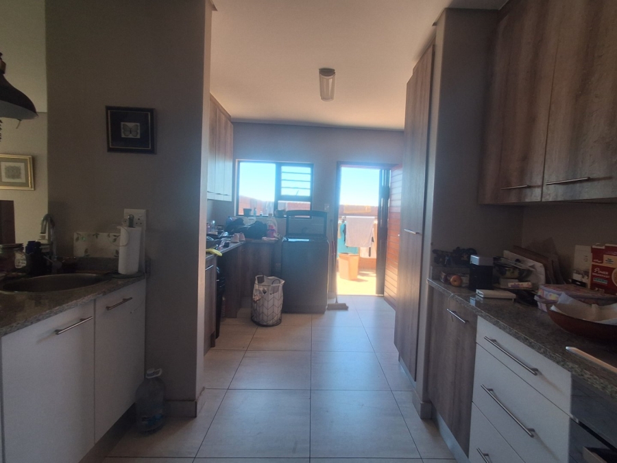 To Let 3 Bedroom Property for Rent in Hillside Free State